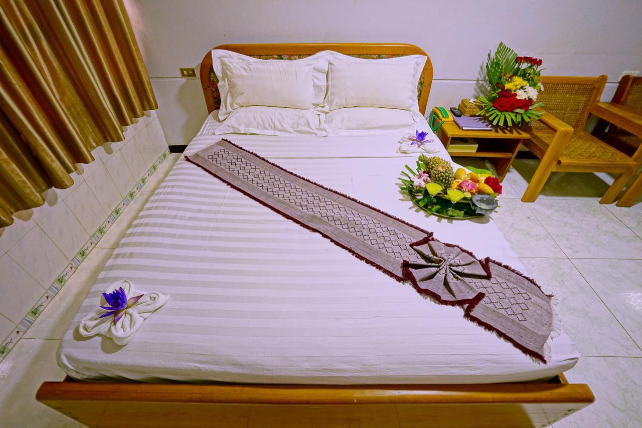 Taim Phyu Hotel Mandalay Exteriör bild