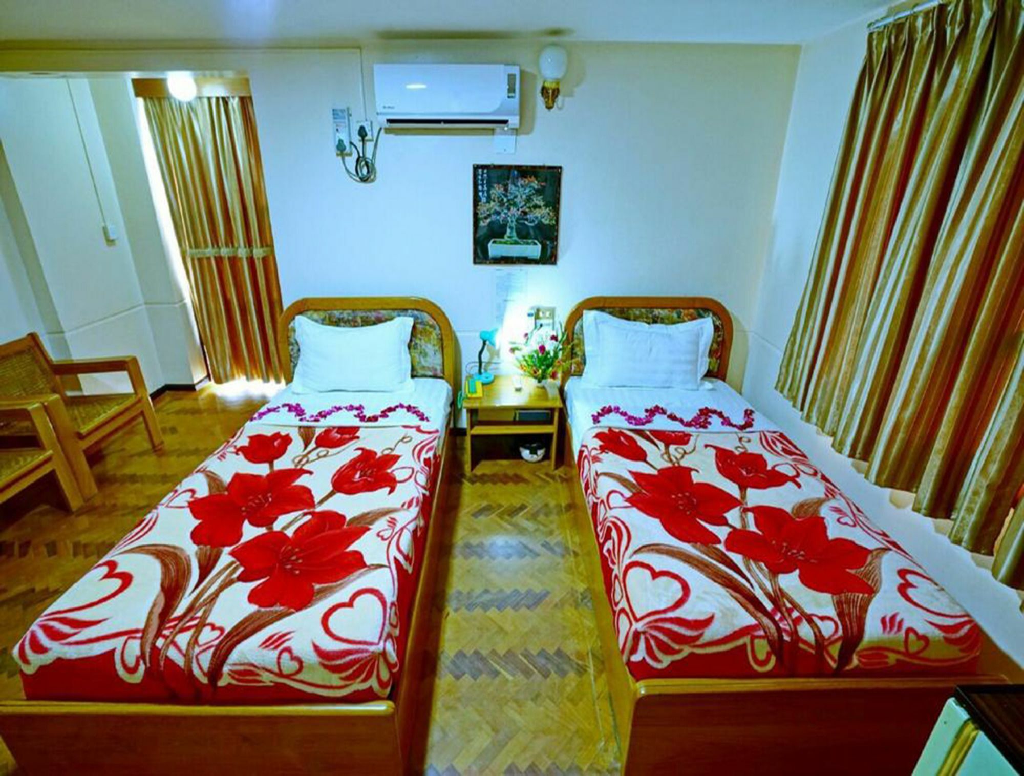 Taim Phyu Hotel Mandalay Exteriör bild