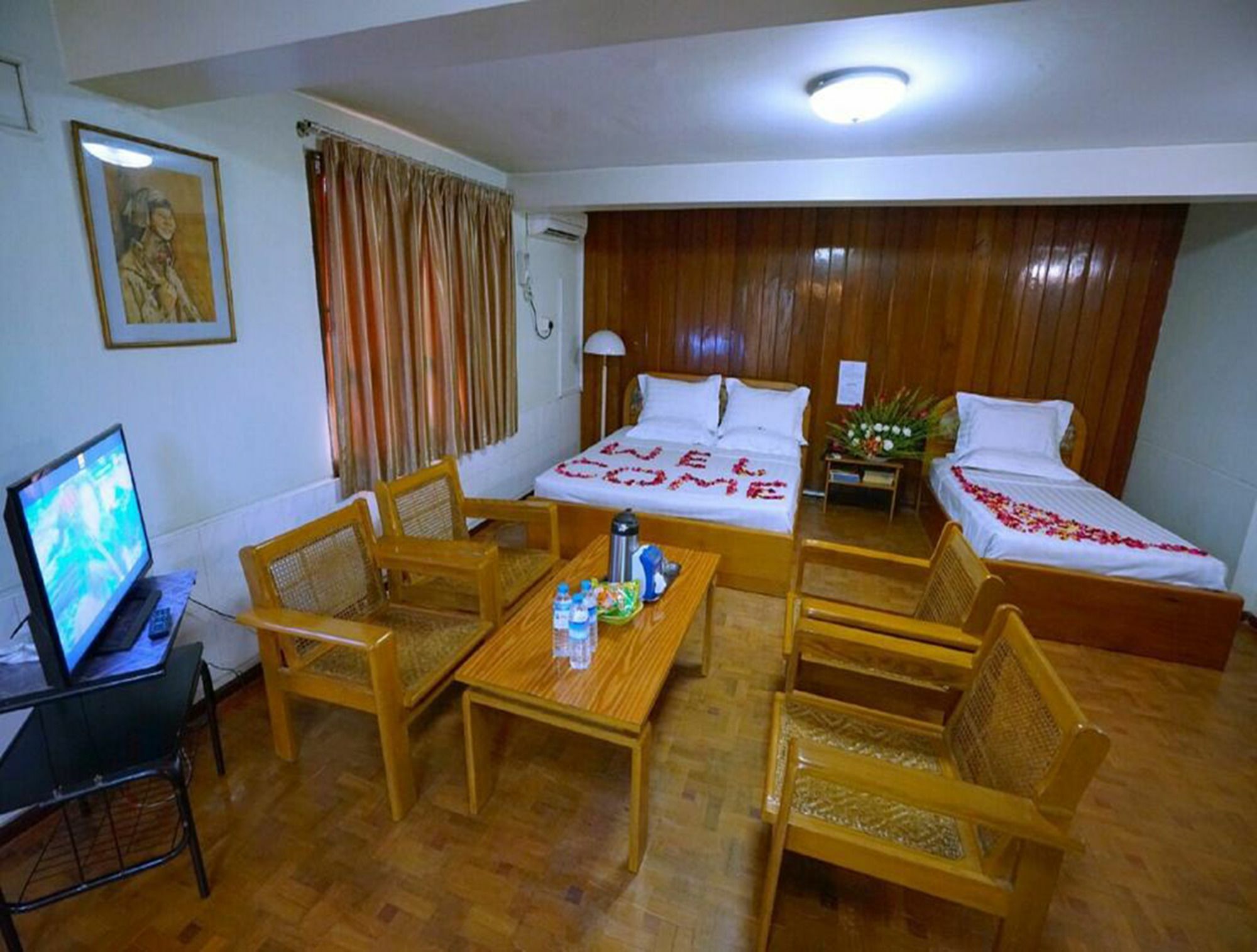 Taim Phyu Hotel Mandalay Exteriör bild
